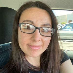 Meet your Posher, Alexandra